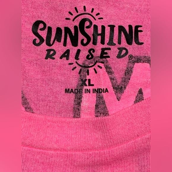 NWT Sunshine raised pink graphic beach t-shirt - Picture 3 of 6